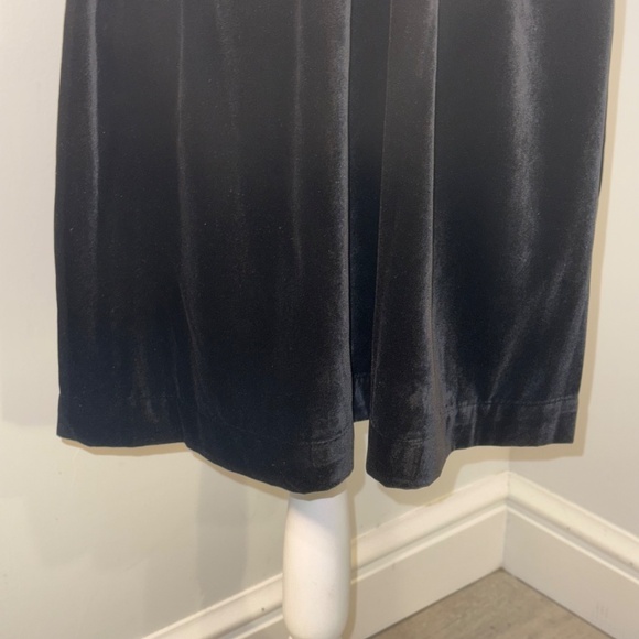 Lands End Canvas 1963 Black Velvet Holiday Dress Size 8 - Picture 3 of 16